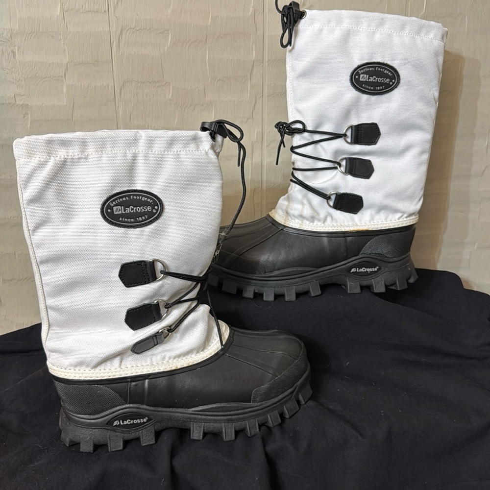 Lacrosse Whitney II Women's White Winter Boot size 10